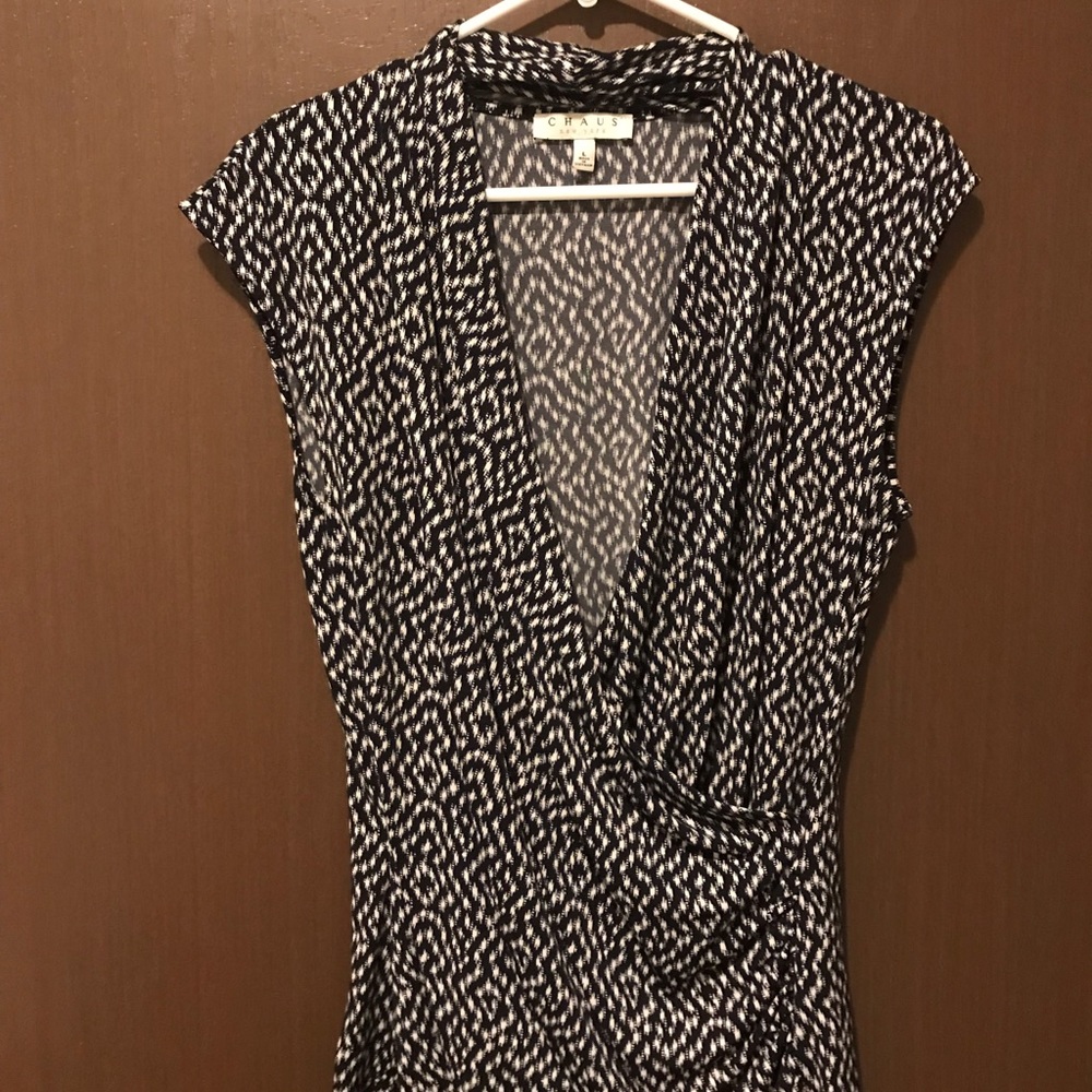 Chaus Navy and White Top